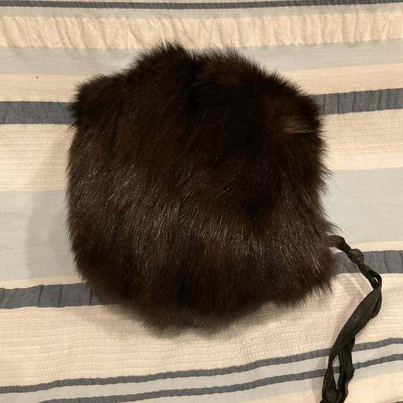 Vintage Genuine Black Fur Muff - Picture 2 of 11
